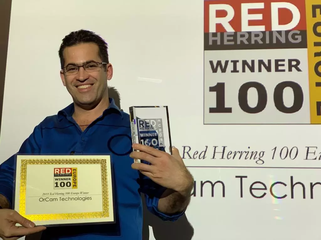 OrCam ist Gewinner des Red Herring Top 100 Europa Awards - OrCam